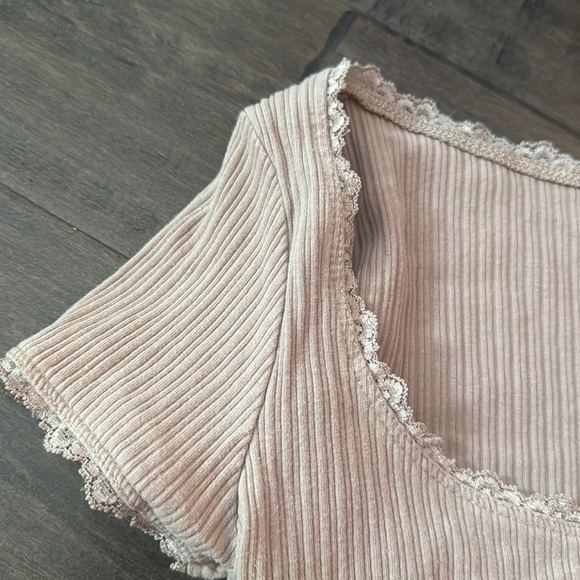 Garage Pink Ribbed Crop Top Short Sleeve - Picture 3 of 3